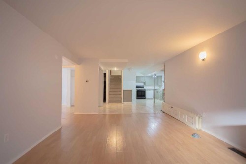 518 3 Street, Wainwright, AB - Indoor Photo Showing Other Room