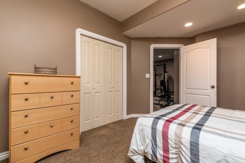 4201 74 Avenue, Lloydminster, AB - Indoor Photo Showing Bedroom