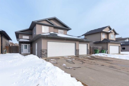 4201 74 Avenue, Lloydminster, AB - Outdoor With Facade