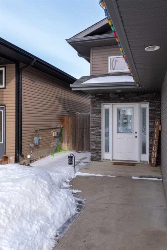 4201 74 Avenue, Lloydminster, AB - Outdoor With Exterior