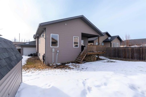 4201 74 Avenue, Lloydminster, AB - Outdoor With Exterior