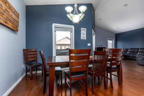 4201 74 Avenue, Lloydminster, AB - Indoor Photo Showing Dining Room