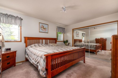 3401 64 Avenue, Lloydminster, AB - Indoor Photo Showing Bedroom
