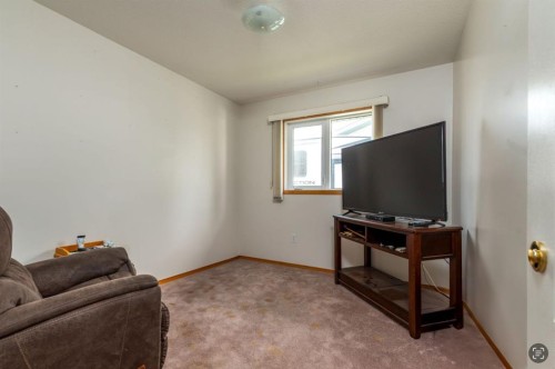 3401 64 Avenue, Lloydminster, AB - Indoor