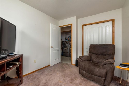 3401 64 Avenue, Lloydminster, AB - Indoor