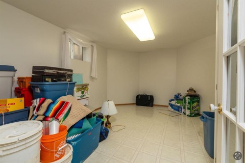 3401 64 Avenue, Lloydminster, AB - Indoor