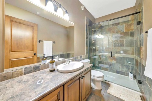 91 Sandy Beach Regional Park, Sandy Beach (Sask), SK - Indoor Photo Showing Bathroom