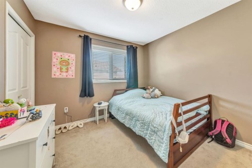 1701 52 Avenue, Lloydminster, AB - Indoor Photo Showing Bedroom