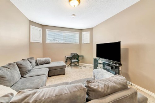 1701 52 Avenue, Lloydminster, AB - Indoor Photo Showing Other Room