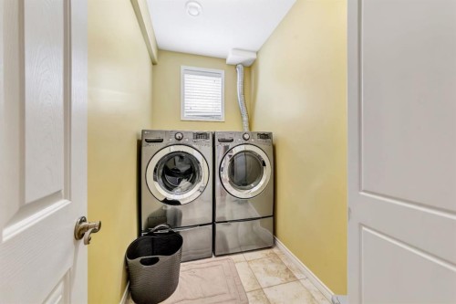 1701 52 Avenue, Lloydminster, AB - Indoor Photo Showing Laundry Room