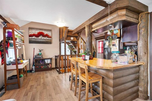 4802 49 Avenue, Kitscoty, AB - Indoor