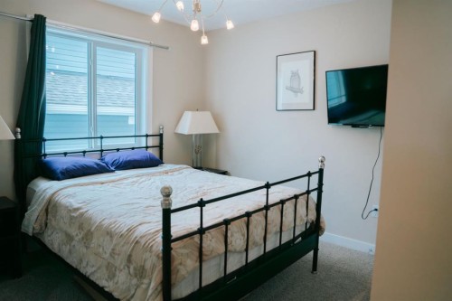 2719 11 Avenue, Wainwright, AB - Indoor Photo Showing Bedroom