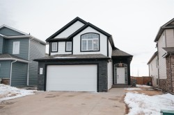 2719 11 Avenue Wainwright, AB T9W 0A5
