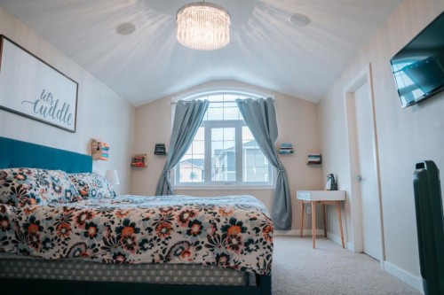 2719 11 Avenue, Wainwright, AB - Indoor Photo Showing Bedroom
