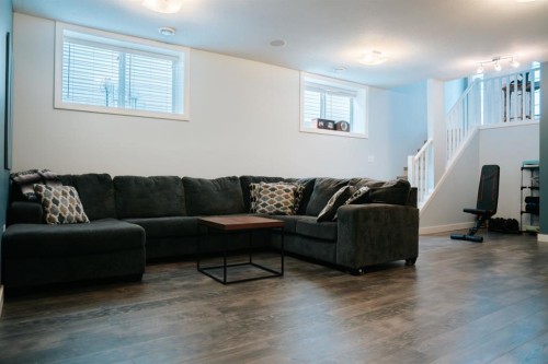 2719 11 Avenue, Wainwright, AB - Indoor Photo Showing Living Room