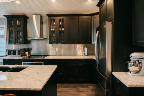 2719 11 Avenue, Wainwright, AB - Indoor Photo Showing Kitchen With Upgraded Kitchen