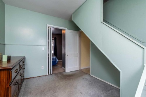 3402 49 Avenue, Lloydminster, AB - Indoor