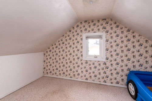 3402 49 Avenue, Lloydminster, AB - Indoor Photo Showing Other Room