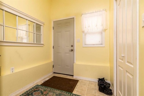 3402 49 Avenue, Lloydminster, AB - Indoor Photo Showing Other Room
