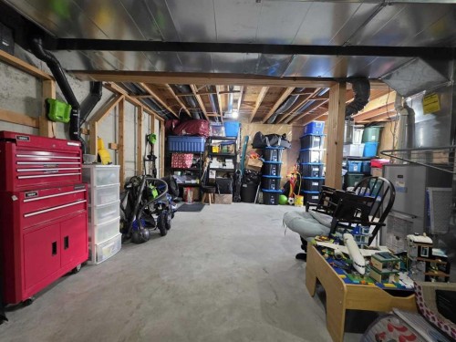 1-2602 11 Avenue, Wainwright, AB - Indoor Photo Showing Basement