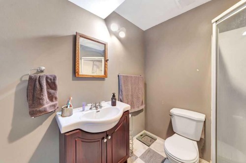 3109 47 Avenue, Lloydminster, SK - Indoor Photo Showing Bathroom