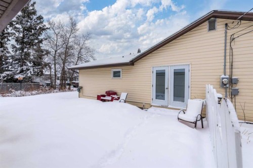 202-1St Street West, Lashburn, SK - Outdoor With Exterior