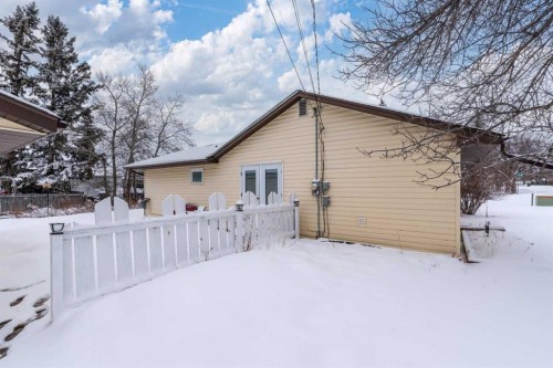 202-1St Street West, Lashburn, SK - Outdoor
