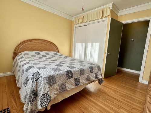 1217 4 Avenue, Wainwright, AB - Indoor Photo Showing Bedroom