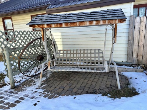 1217 4 Avenue, Wainwright, AB - Outdoor