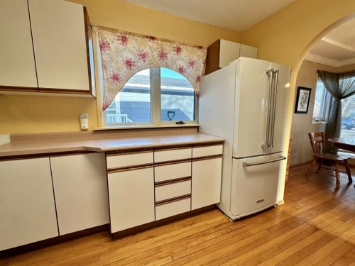 1217 4 Avenue, Wainwright, AB - Indoor Photo Showing Other Room