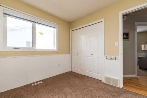 2912 65 Avenue Place, Lloydminster, AB - Indoor Photo Showing Other Room
