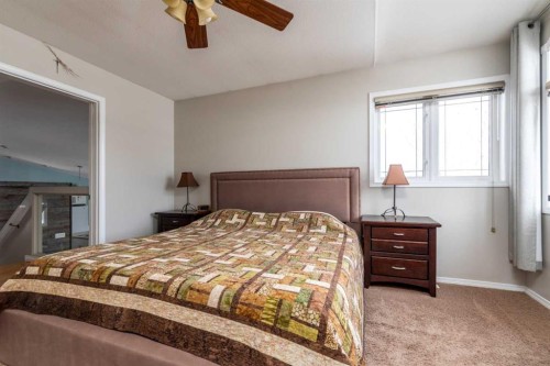 2912 65 Avenue Place, Lloydminster, AB - Indoor Photo Showing Bedroom