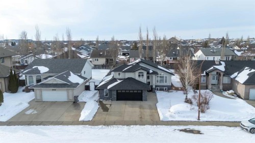 2912 65 Avenue Place, Lloydminster, AB - Outdoor With Facade