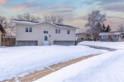 4811 22 Street  Lloydminster, SK S9V 1L8