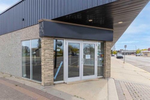 4813 49 Avenue, Lloydminster, SK 