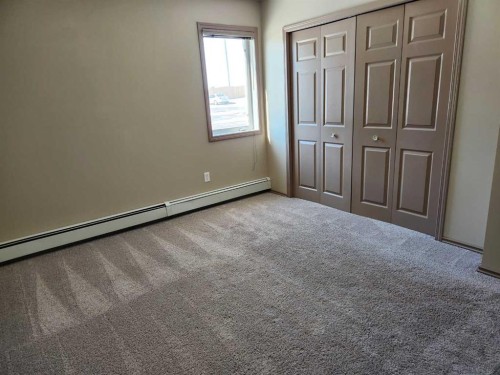 102A-6608 42, Lloydminster, AB - Indoor Photo Showing Other Room