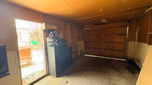 1514 7 Avenue, Wainwright, AB - Indoor Photo Showing Other Room