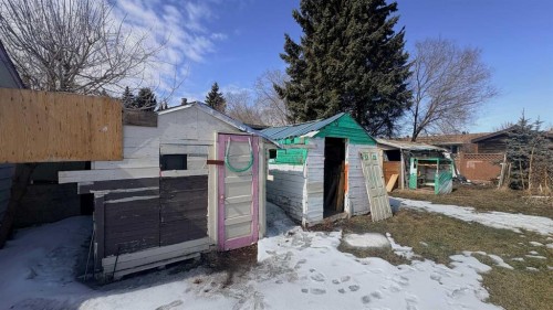 1514 7 Avenue, Wainwright, AB - Outdoor