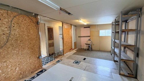 1514 7 Avenue, Wainwright, AB - Indoor