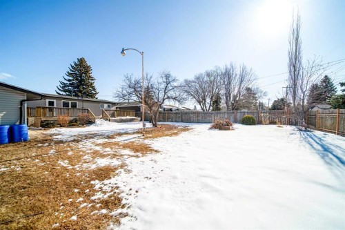 805 10 Avenue, Wainwright, AB - Outdoor