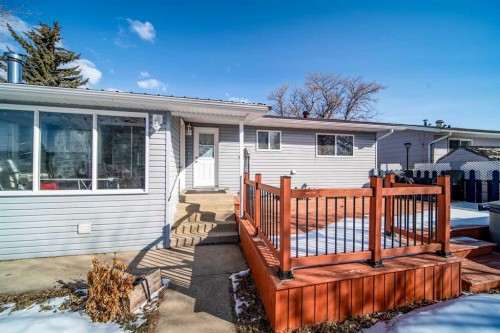 1657 6 Avenue, Wainwright, AB - Outdoor