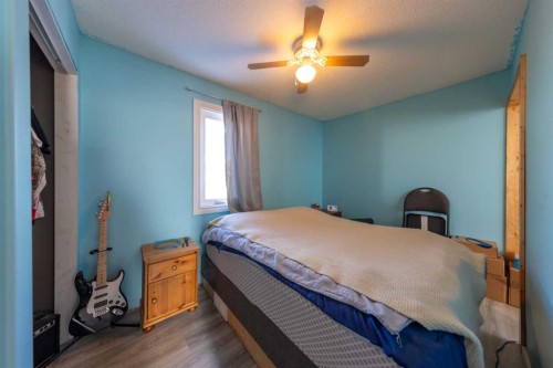 5014 55 Street, Lloydminster, AB - Indoor