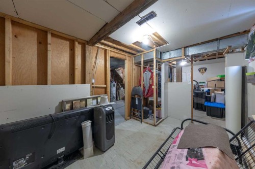 5014 55 Street, Lloydminster, AB - Indoor Photo Showing Basement