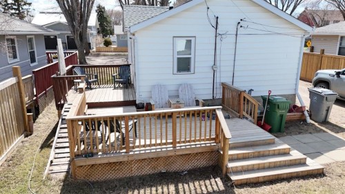 5014 55 Street, Lloydminster, AB - Indoor