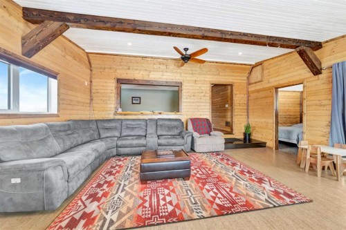 Pt Nw 1-46-27-W3, Rural, SK - Indoor Photo Showing Living Room
