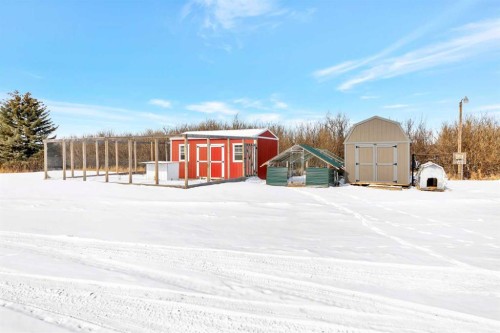 Pt Nw 1-46-27-W3, Rural, SK - Outdoor