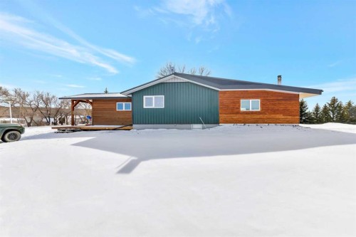 Pt Nw 1-46-27-W3, Rural, SK - Outdoor