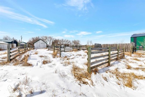 Pt Nw 1-46-27-W3, Rural, SK - Outdoor