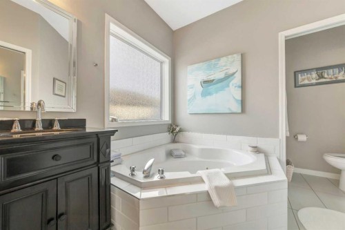 2902 65, Lloydminster, AB - Indoor Photo Showing Bathroom