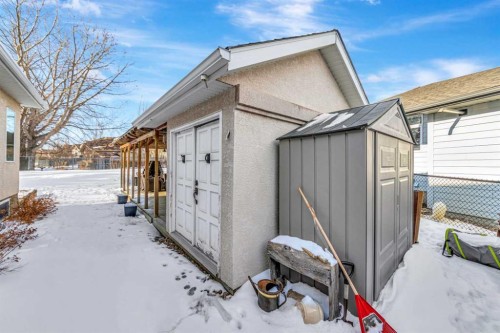 2902 65, Lloydminster, AB - Outdoor With Exterior
